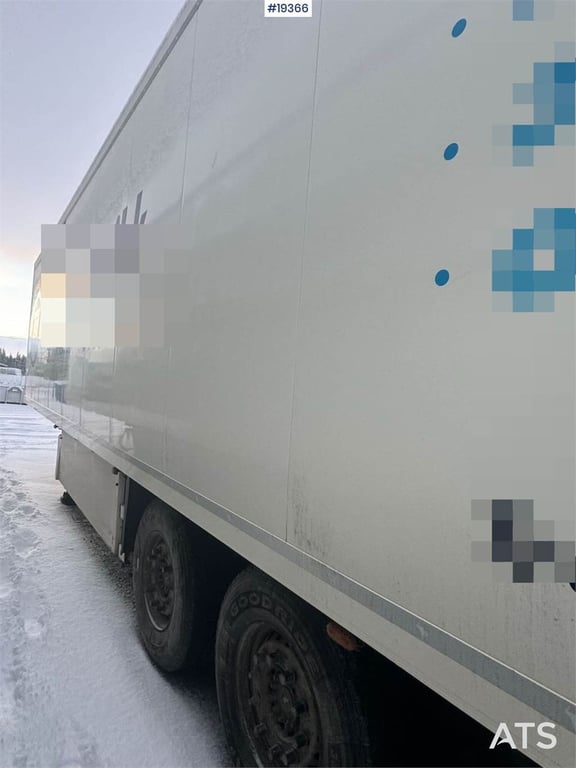 Schmitz Cargobull closed semi-trailer w/ Carrier aggregate and lift 2016 19366 Schmitz Cargobull closed semi-trailer w/ Ca...