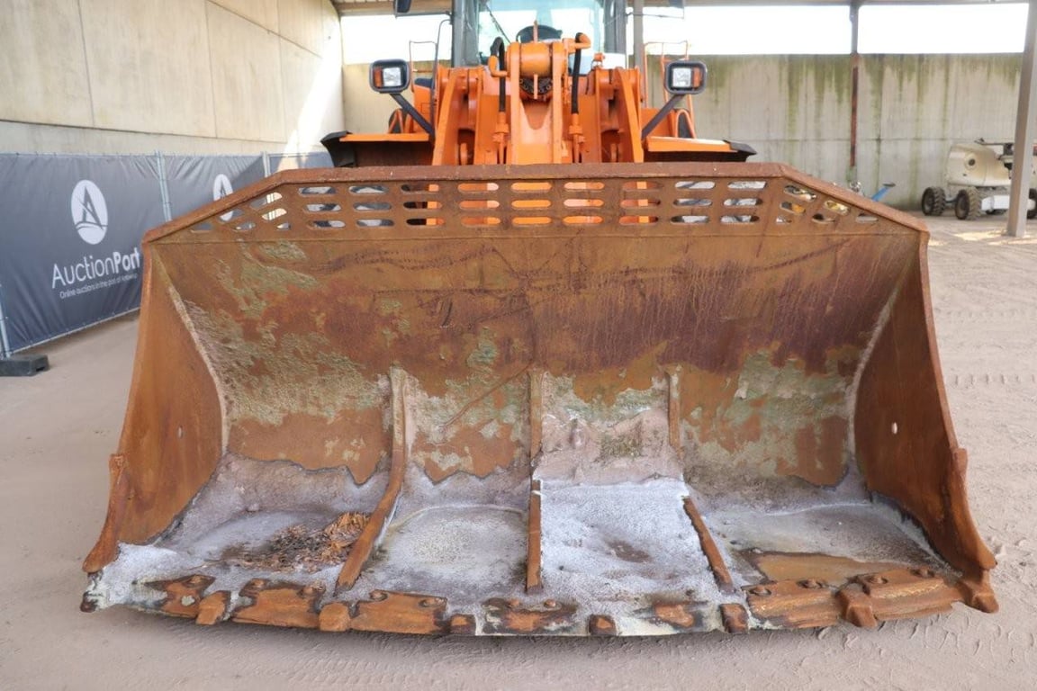 Wheel loader Doosan DL420 Diesel 2011 2011 DL420 2011 1 image 9