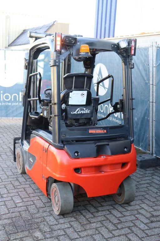 Forklift Linde E16P-02 Electric 1600kg 2018 2018 E16P-02 2018 1 Forklift image 4