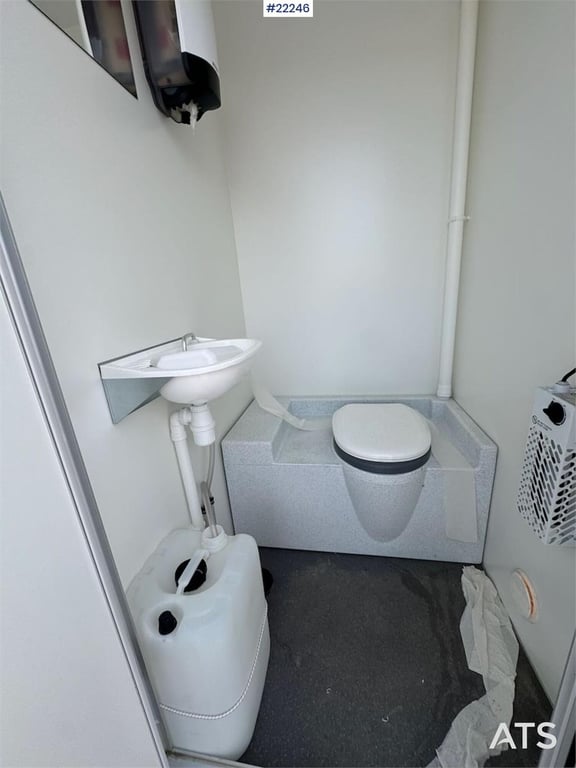 Arnpro wheeled cabin with living area and toilet 22246 Arnpro wheeled cabin with living area and toilet 1 image 12