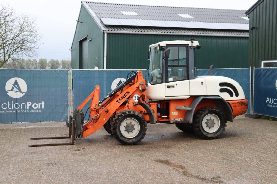 Heavy machinery product image - Image 1 of 1