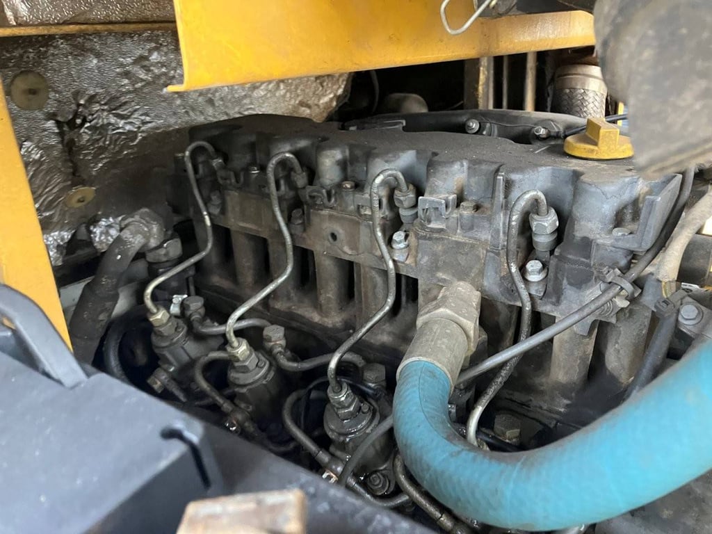 Shovel Mustang KL498 Diesel 2006 2006 KL498 2006 1 Wheel Loaders image 10