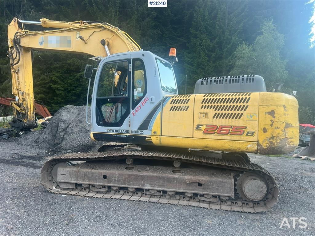 New Holland E265B Excavator w/ digging bucket and hydraulic sa 2008 21240 E265B Excavator w/ digging bucket and hydraulic ...