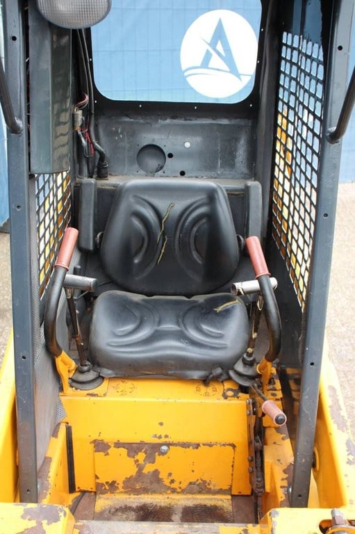 Skid steer loader Gehl Mustang BV SL2012 Diesel 2008 2008 SL2012 2008 1 image 15