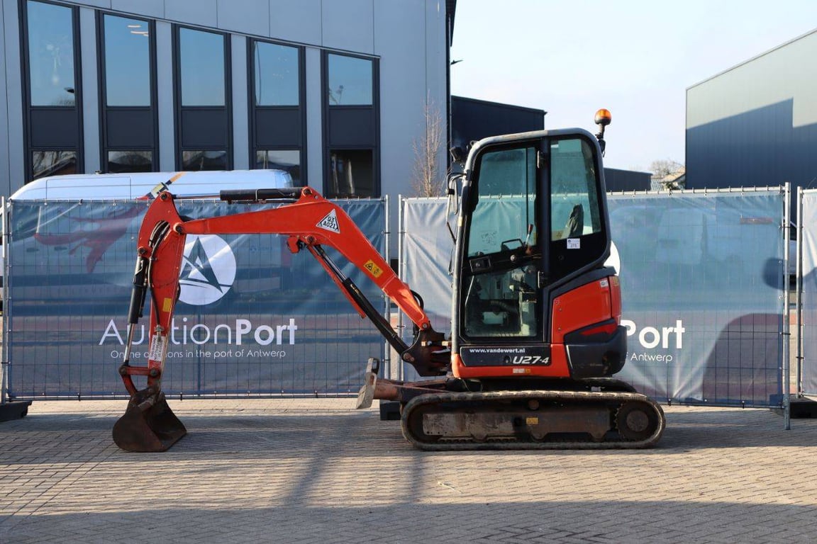 Crawler excavator Kubota U27-4 Diesel 2016 2016 U27-4 2016 1 Crawler Excavators image 2