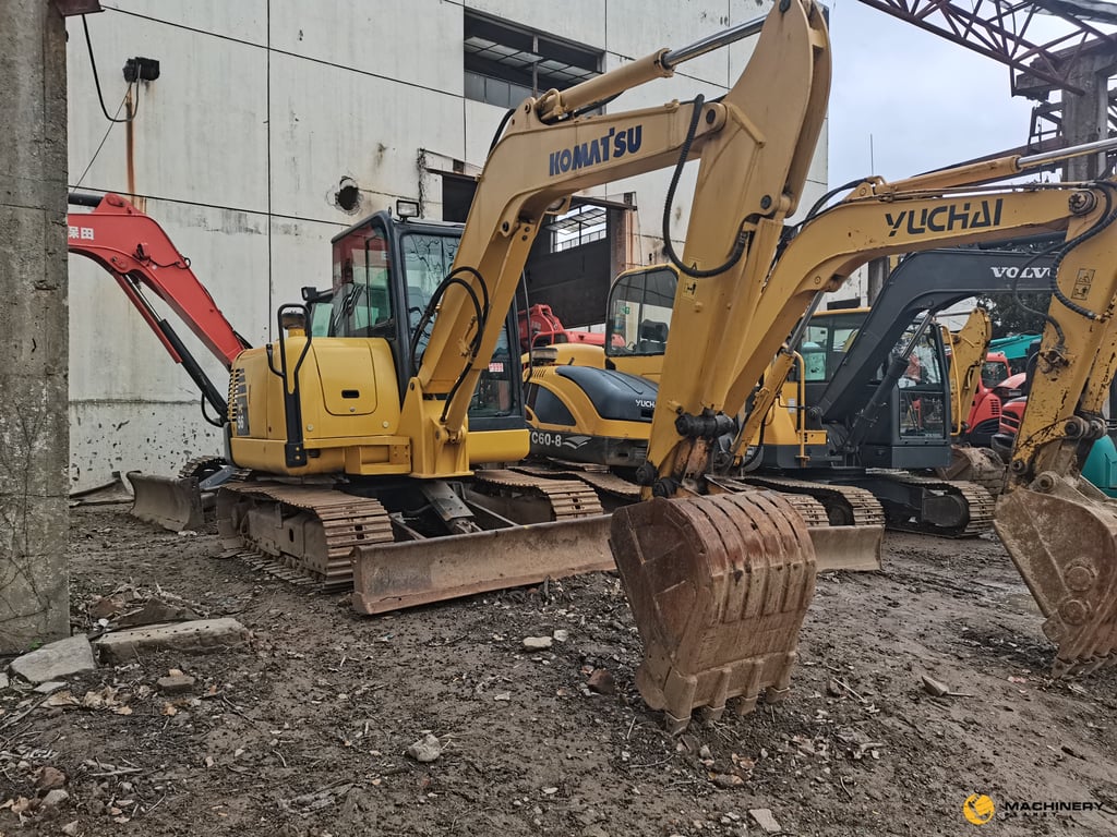 PC56-7 Creawler Excavator High Quality Original FOR SALE PC56-7 2019 1 Crawler Excavators image 8