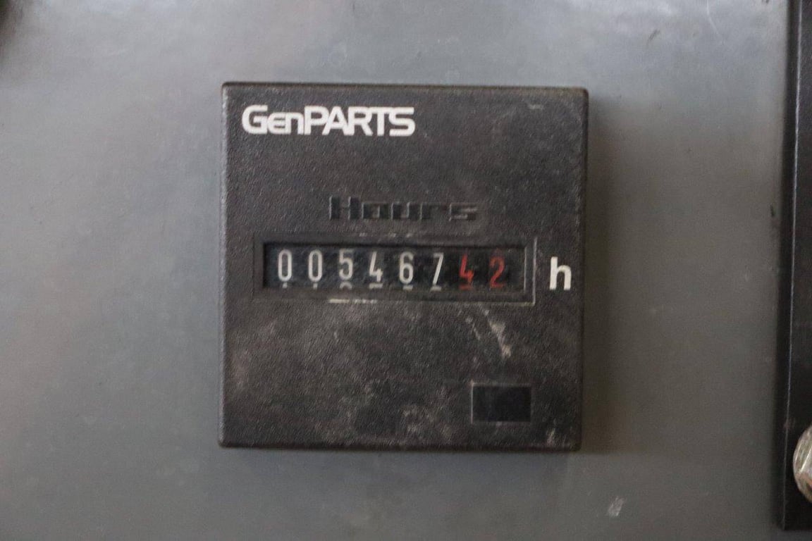 Generator SDMO R220C3 Diesel 200kVA 2012 2012 SDMO R220C3 2012 1 Generators image 14