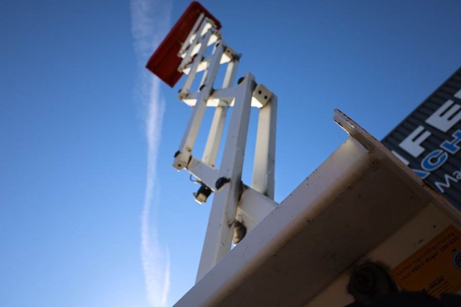 Holland Lift Ecostar HL-9710 Electric, 12m Working Height, 325k 2015 HOLLAND LIFT - Ecostar HL-9710 - 63515 Holland lift E...