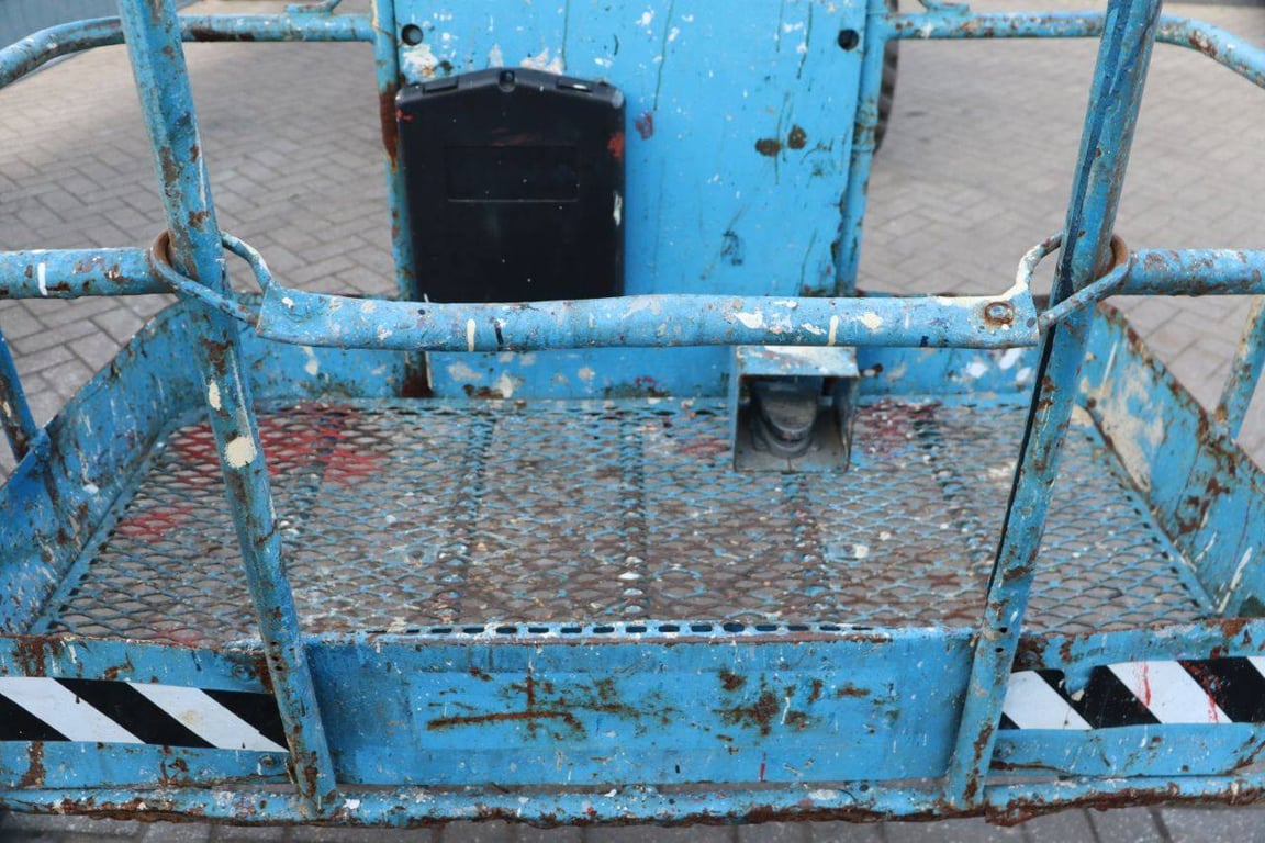 Articulating boom lift Genie Z-34/22 Diesel 12m Z-34/22 1 image 13
