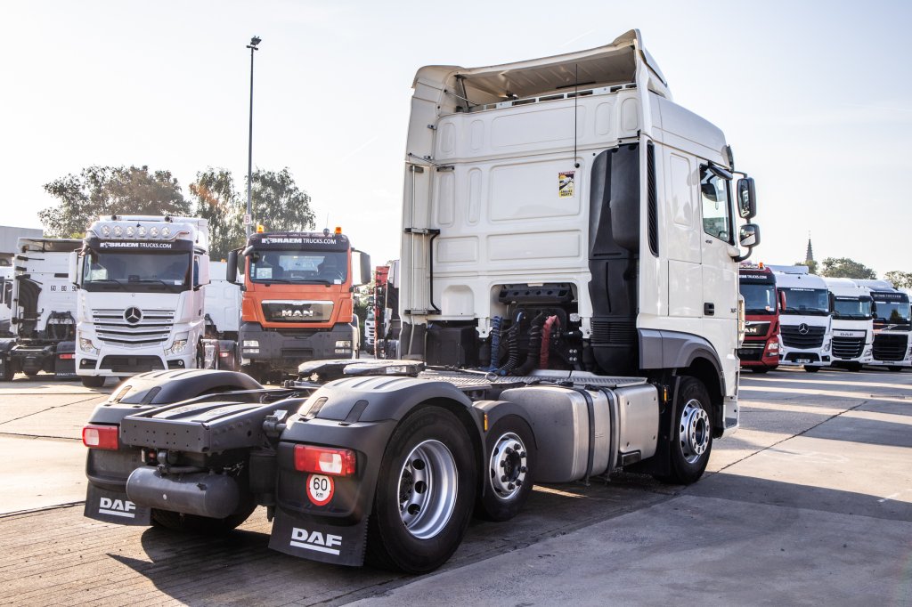 DAF XF 450-6X2 2019 E60652 DAF XF 450-6X2 2019 1 image 3