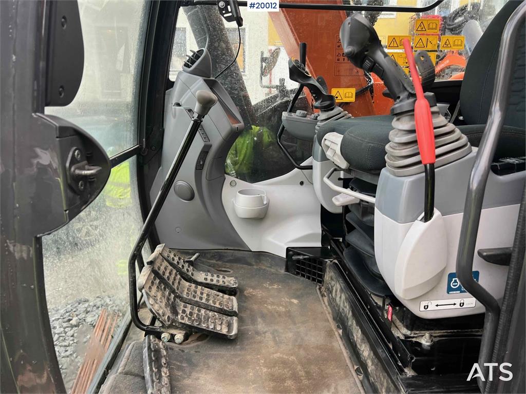 Hitachi zx85us-6 excavator w/ rototilt with grapple and sa 2021 20012 zx85us-6 excavator w/ rototilt with grapple and sa 2...
