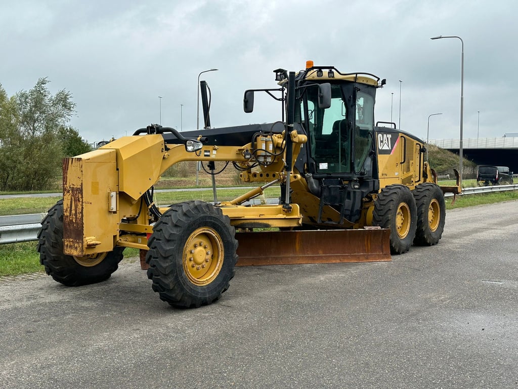 Caterpillar 140M Ripper + Pushblock 2008 00032955 140M Ripper + Pushblock 2008 1 image 2