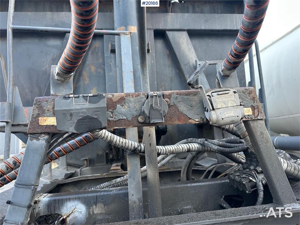 Carnehl 3 axle tipper semi 2006 20166 Carnehl 3 axle tipper semi 2006 1 image 14