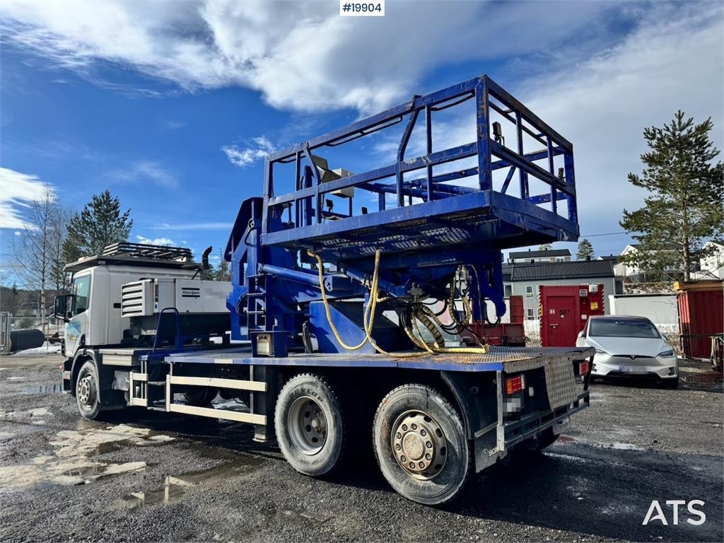 Scania P114 Lift truck w/ Compressor and 8 meter Lift. 1997 19904 P114 Lift truck w/ Compressor and 8 meter Lift. 1997 1 i...