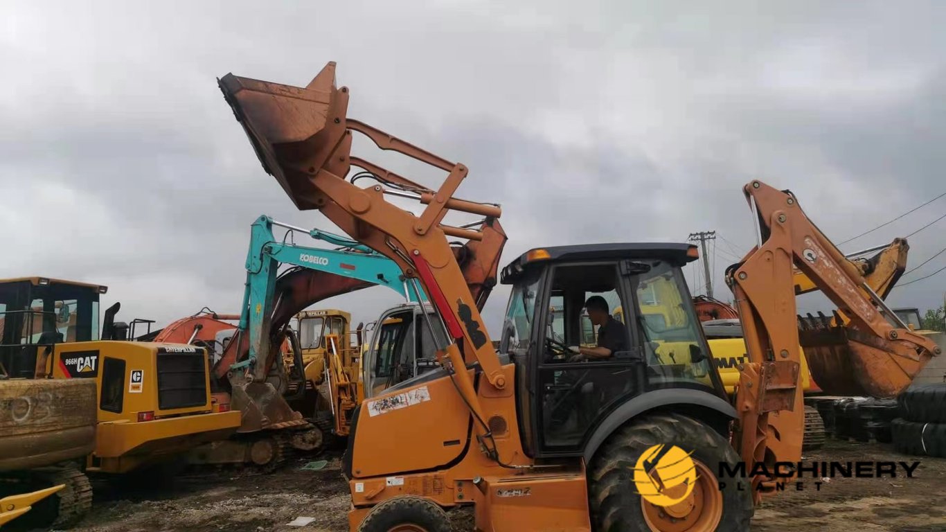 CASE Used Backhoe Loader 580M GOOD CONDITION 580M 2019 1 image 2