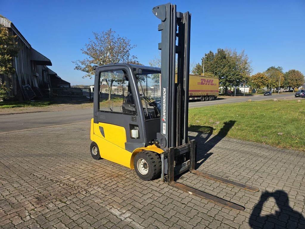 Heavy machinery product image - Image 8 of 20