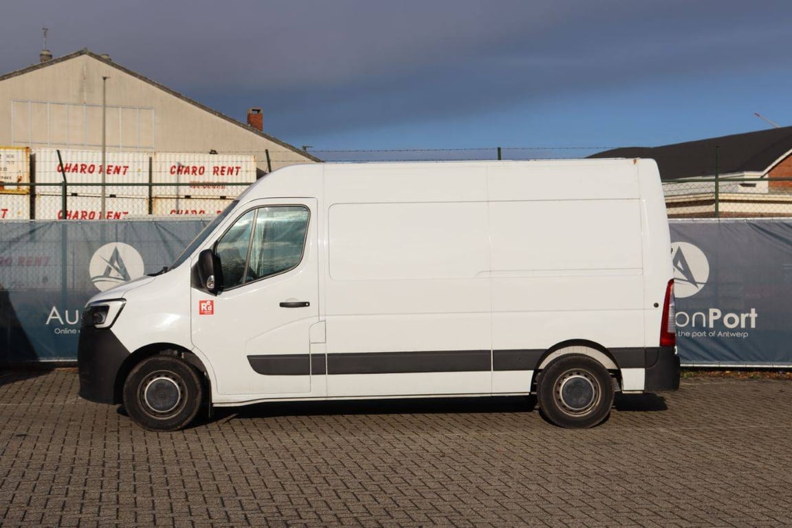 Renault Master Diesel 2023 Van Renault Master 1 image 2