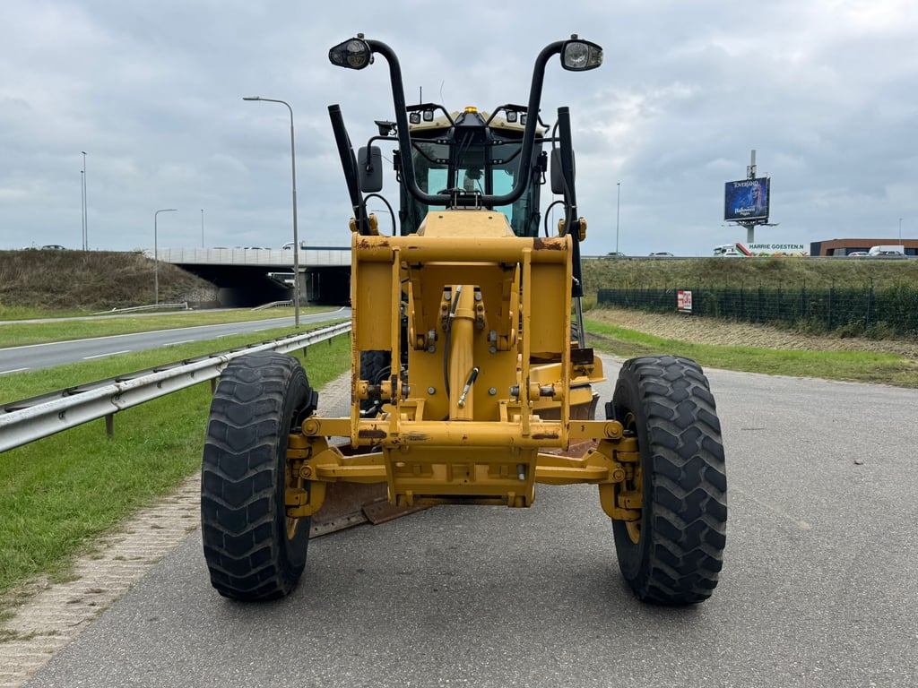 Caterpillar 140M 2010 00033522 140M 2010 1 image 8