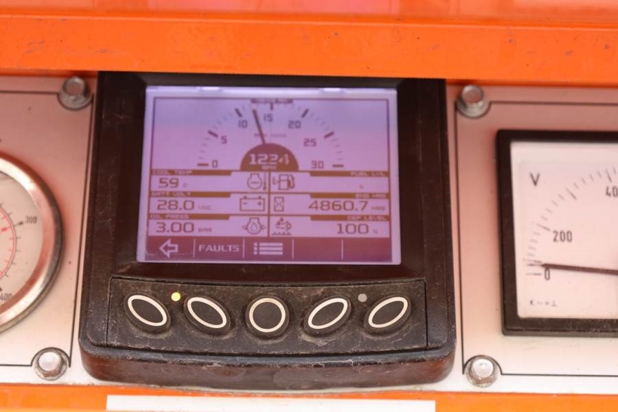 Heavy machinery product image - Image 8 of 15