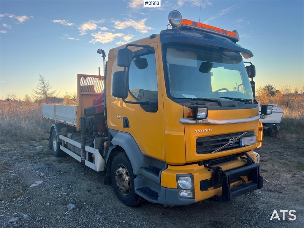 Volvo FL240 brøyterigget kranbil m/ HMF735 kran, grabb o 2013 21913 FL240 brøyterigget kranbil m/ HMF735 kran, grabb o 201...