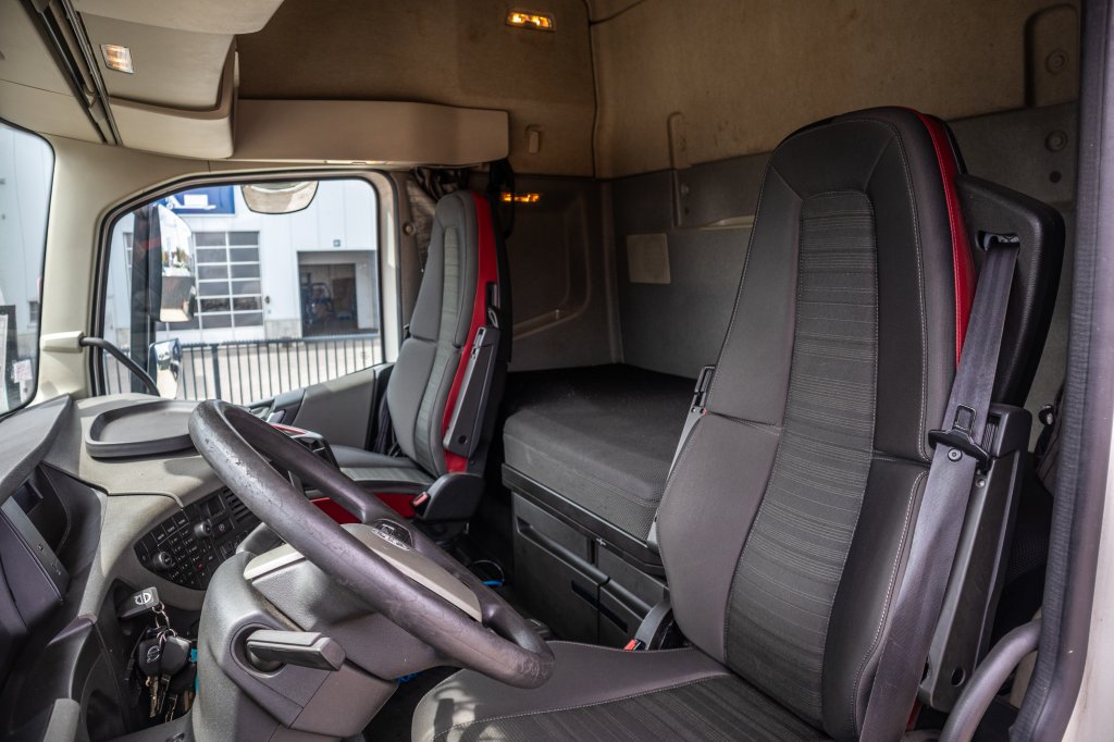 VOLVO FH460+E6+Kiphydr. 2014 E61170 FH460+E6+Kiphydr. 2014 1 image 8
