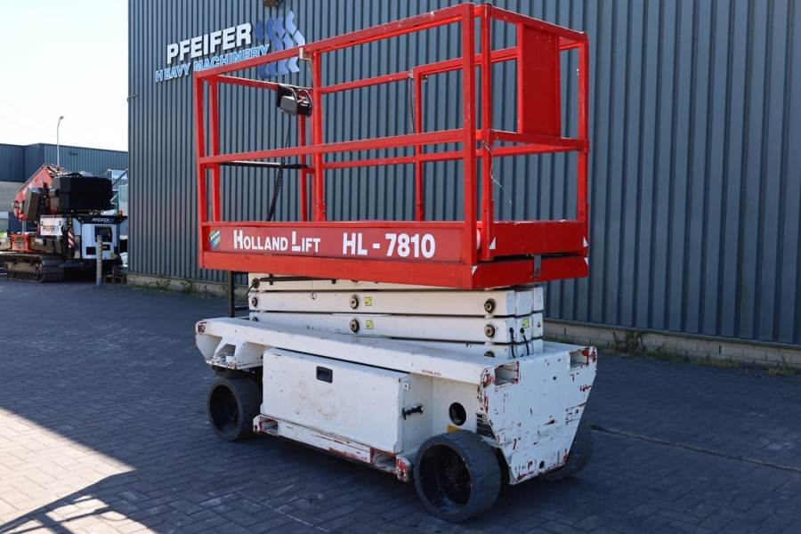 Holland Lift Ecostar HL-7810 Electric, 10m Working Height, 450k 2012 HOLLAND LIFT - Ecostar HL-7810 - 63490 Holland lift E...