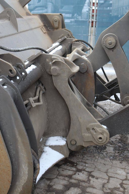 Wheel loader Volvo L90F Diesel 119kW 2007 2007 L90F 2007 1 image 11