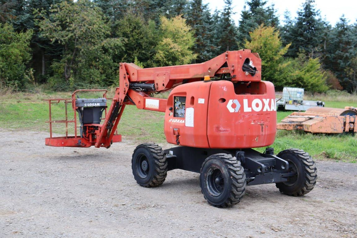 JLG 450AJ Diesel 15.72m Articulated Boom Lift 1999 1999 450AJ 1999 1 image 3
