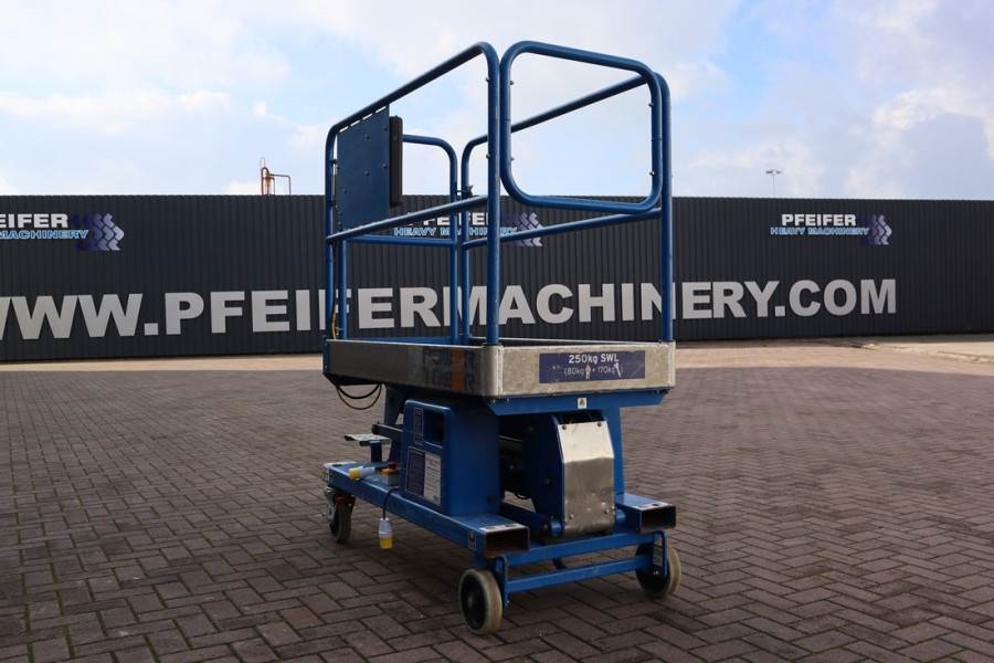 JLG Power Tower Electric, 5.10m Working Height, 250kg 2017 JLG - Power Tower - 62357 Power Tower Electric, 5.10m Working H...