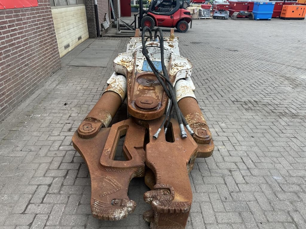 CW 45 2020 12046 CW 45 2020 1 image 3