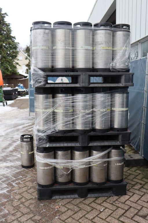 Lot of Beer Kegs Kronenbourg 100 pieces New Kronenburg 0 image 5