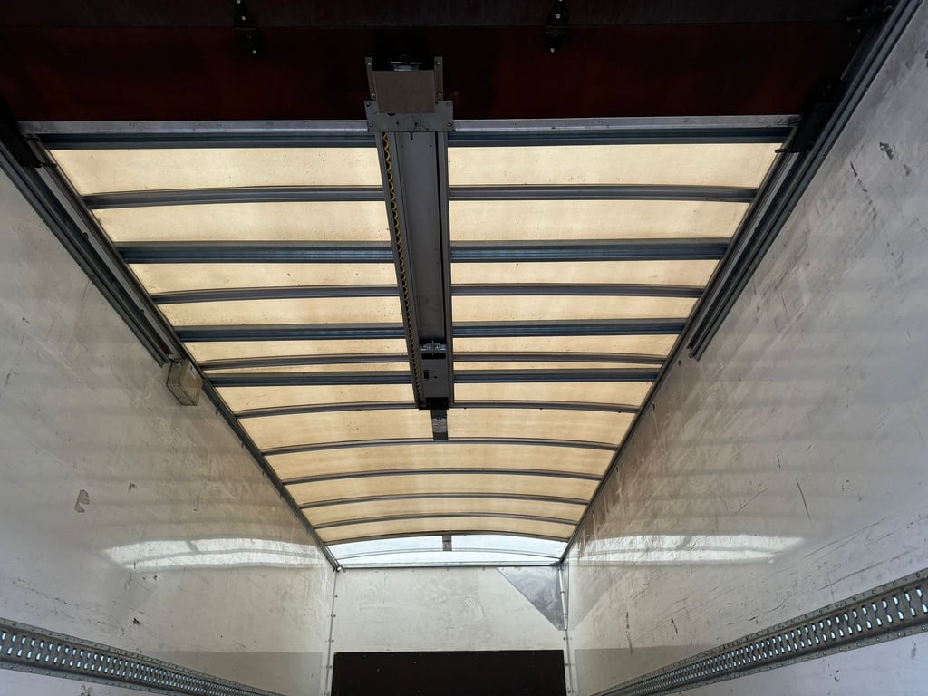 MercedesBenz Atego 4x2 Cargo Truck EURO5 2013 70001657 MercedesBenz Atego 4x2 Cargo EURO5 2013 1 image 9