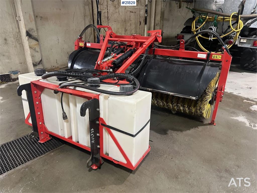 Tokvam FK broom with wheel loader attachment or tractor a 21829 Tokvam FK broom with wheel loader attachment or tractor a ...