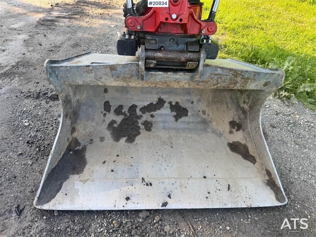 Takeuchi TB290-2 Crawler Excavator w/ Rototilt, 3 Buckets a 2023 20834 TB290-2 Crawler Excavator w/ Rototilt, 3 Buckets a ...