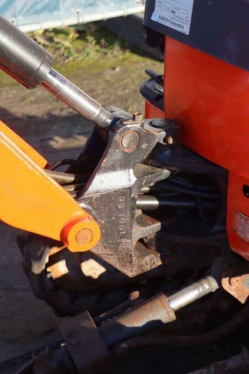 Mini excavator Kubota U10-3 Diesel 7.4kW 2016 2016 U10-3 2016 1 image 14