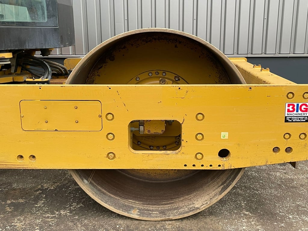 Caterpillar CS66B 2018 00033743 CS66B 2018 1 image 12