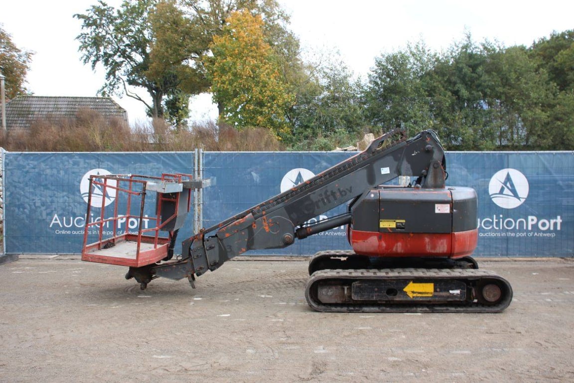 Hitachi HX99B Diesel 11.7m Telescopic Boom Lift HX99B 1 image 2