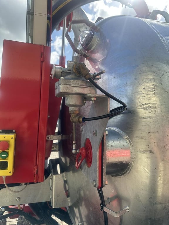 Vaia MB100 watertank met 8'' zuigarm - Nieuw 2025 12431 Vaia MB100 watertank met 8'' zuigarm - Nieuw 2025 0 image 10