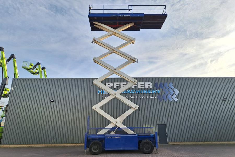 Liftlux SL205-25D4WDS/P Diesel, 4x4 Drive, Hydraulic Deck 2002 LIFTLUX - SL205-25D4WDS/P - 90387 Liftlux SL205-25D4WDS/P D...