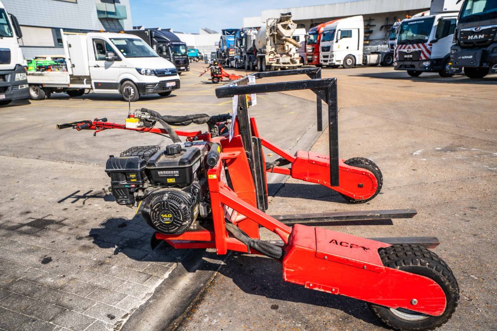ACP Transpalette tout terrain-TA 1500 3RM 2020 E64751 ACP Transpalette tout terrain-TA 1500 3RM 2020 1 Rough Terrain Forkl...