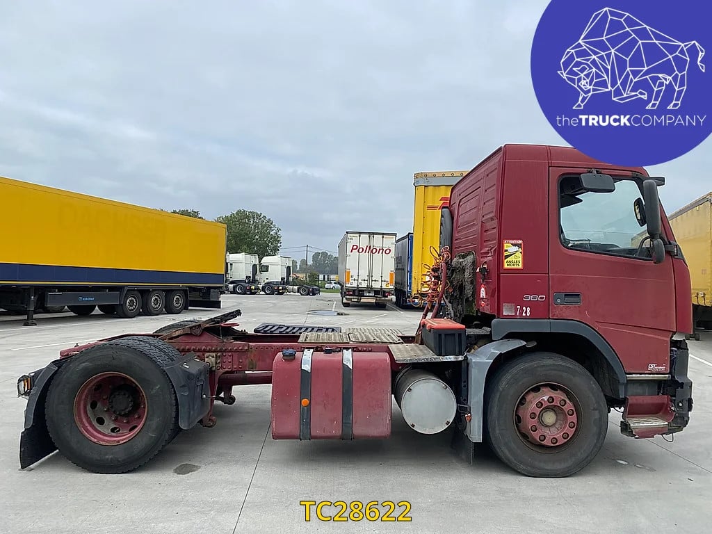Volvo FM 380 2003 TC28622 FM 380 2003 1 image 7