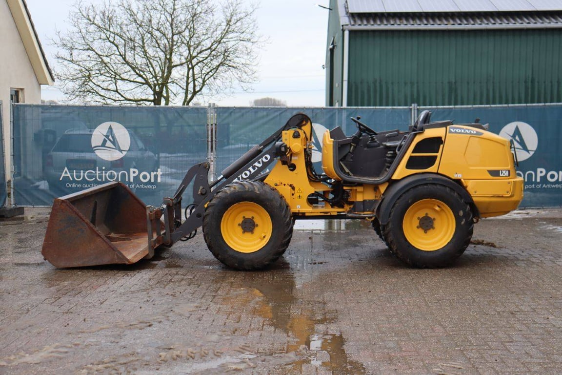 Wheel loader Volvo L25H Diesel 48kW 2019 2019 L25H 2019 1 image 2