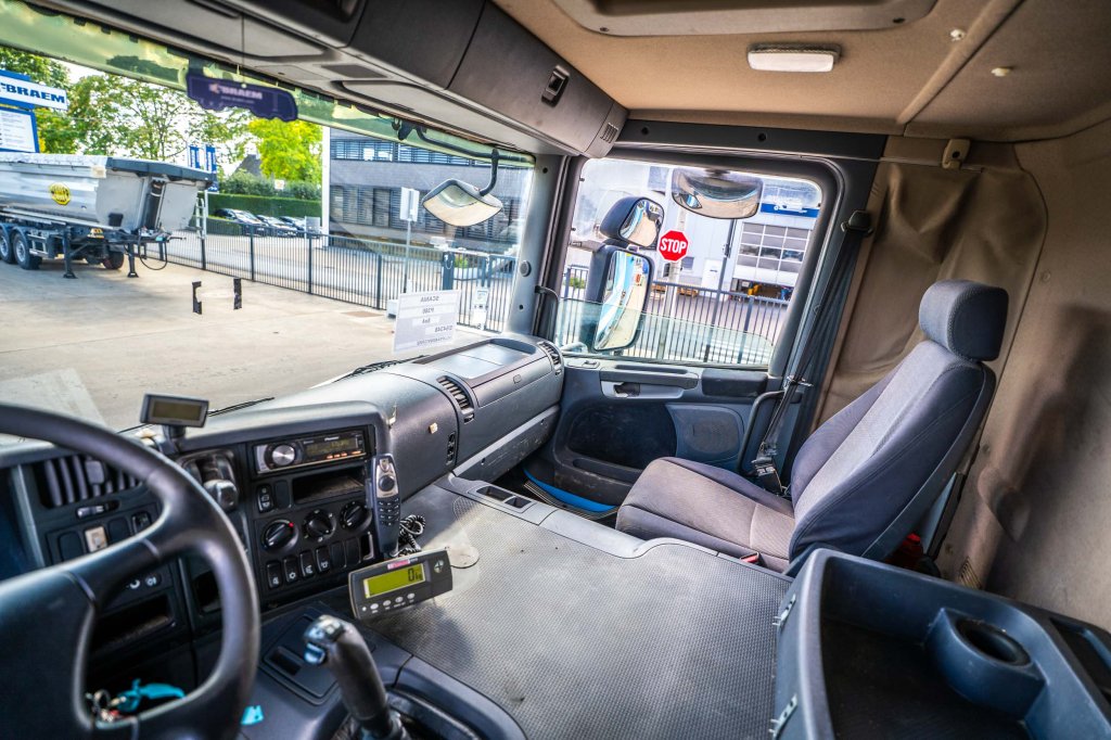 SCANIA P380 2008 E64348 P380 2008 1 image 14