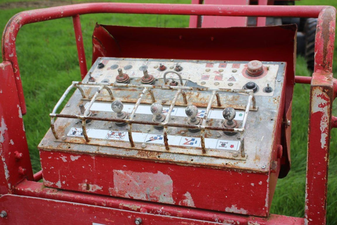 Telescopic boom lift Aichi SP21AJ Diesel 23.0m 2007 2007 SP21AJ 2007 1 image 11