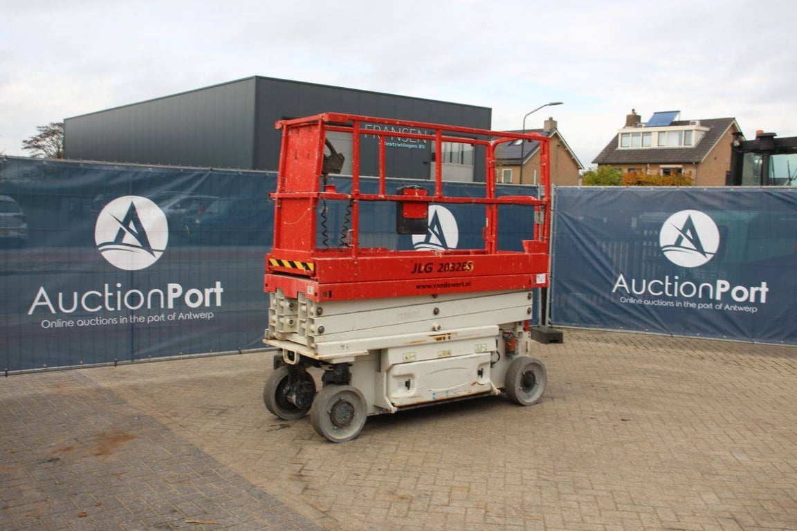 JLG 2032ES Electric Scissor Lift 2016 2016 2032ES 2016 1 Scissor Lifts image 8