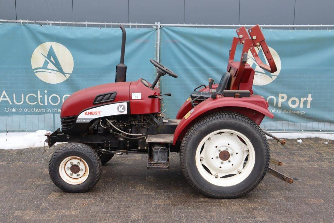 Mini tractor Knegt DF 254 G2 Diesel 2007 2007 KNEGT DF 254 G2 2007 1 image 2
