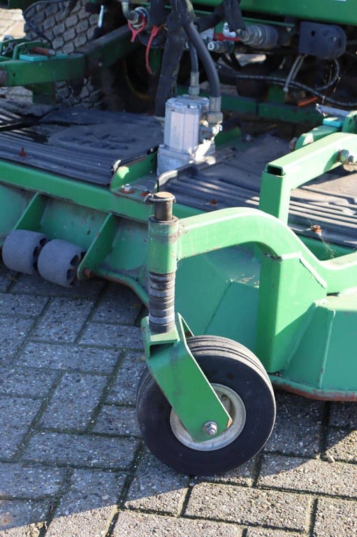 Lawn mower John Deere 1505 Diesel 2012 2012 1505 2012 1 image 11