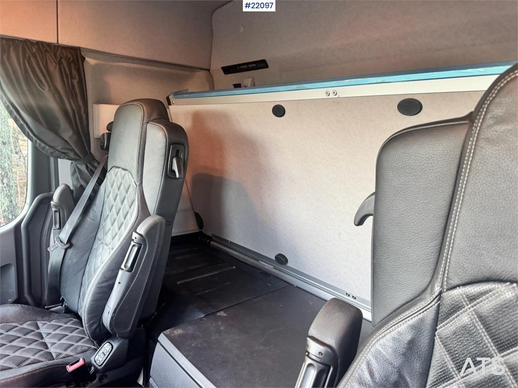 Mercedes-Benz Arocs 3253 tridem hook truck 2020 22097 Arocs 3253 tridem hook 2020 1 image 29