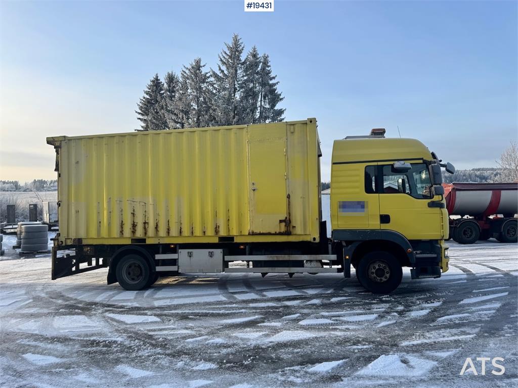 MAN TGM 15.280 Container truck w/ Driving bridges. 2007 19431 TGM 15.280 Container w/ Driving bridges. 2007 1 image 10