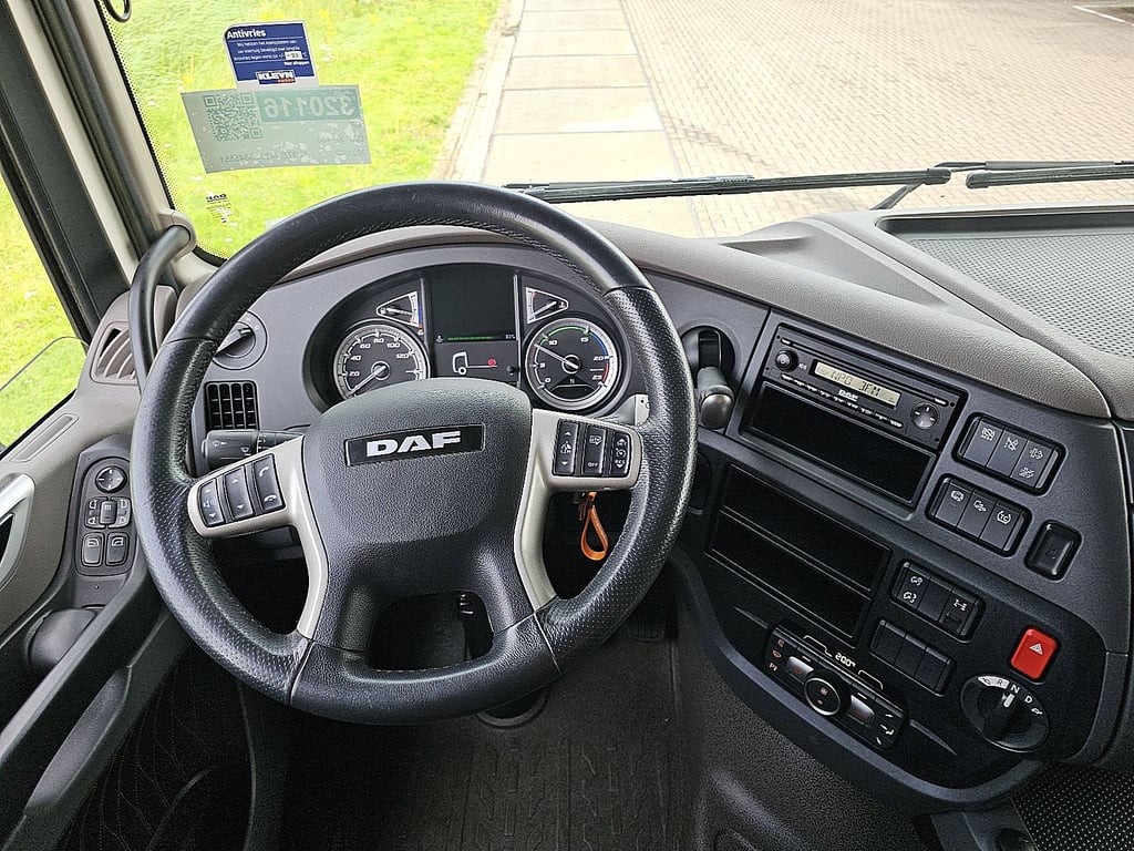 Heavy machinery product image - Image 8 of 15